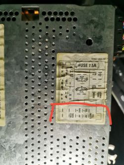 Audi a4 b6 avant - Jak podłączyć wzmacniacz z tuba pod seryjne radio