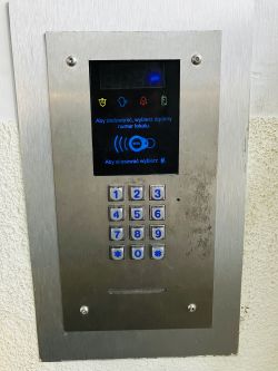 Intercom with a numeric keypad and touch screen