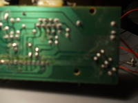 Jaka wartość rezystora R2 w konsoli TV Bos-3300A?