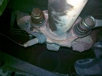 Astra F 1.6 8V - Jak wymienić uszczelkę tłumika i odkręcić zapieczone śruby?