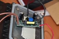 LAMPA NAŚWIETLACZ LED 20W z czujnikiem ruchu - lampa miga, świecą małe pixele, co robić?