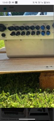 Jak podzielić instalację PV 50 kWp na stringi i połączyć z jednym falownikiem?