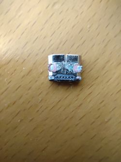 Witam: Wyrwane gniazdo micro USB w głośniku bluetooth - czy wystarczy wlutować?