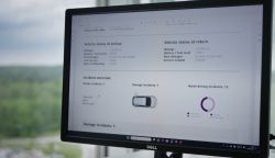 The interior of the Bosch IVS SLIM module, i.e. telemetry and fender detection in Car Sharing vehicl
