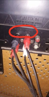 Odtwarzanie gramofonowe, niemożność przełączenia źródła sygnału