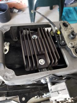 Regulator napięcia do motocykla