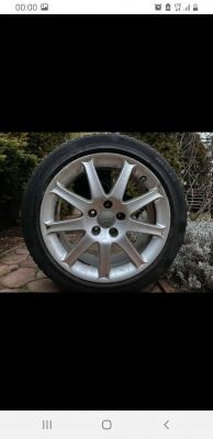 Jaki rozstaw śrub ma ta alufelga 17 oryginalna audi