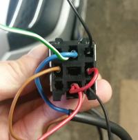 Renault Trafic 2.0 2007 - Uszkodzone przewody przekaźnika Webasto