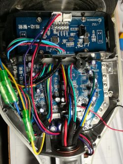 Skymaster - Deskorolka nie wyłącza się i piszczy po 5 minutach