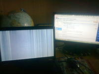 Compaq Presario CQ56 - Paski na laptopie, zdjecia! Co to jest?:(