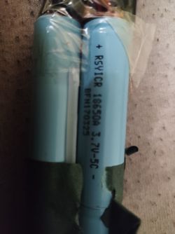 Poszukiwana ładowarka do hulajnogi elektrycznej Skymaster Hoola