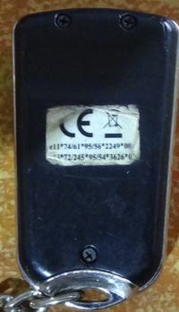 Jak rozpoznać model alarmu w Oplu Omega na podstawie pilota?