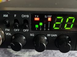 President Harry II CB Radio - zasięg nadawania ograniczony do 1km