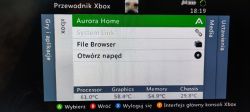 Interfejs użytkownika konsoli Xbox z widocznymi temperaturami podzespołów.