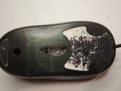 Naprawa uciążliwego dwukliku we współczesnych myszkach komputerowych