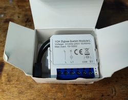 Zigbee Module LZWSM16-1 in Box Zigbee module in an open box, with visible technical specifications.