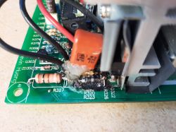 Falownik Meanwell TS-1500-224B - spalone R320, R323, zwęglona PCB - poszukiwane zdjęcia
