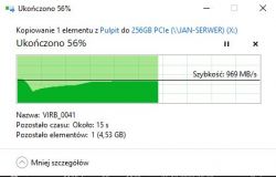 Zrzut ekranu z okna kopiowania plików na systemie Windows, pokazujący postęp procesu.