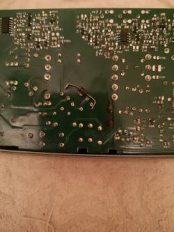 Ctek MXS 7.0 - Oderwany element od płyty, poszukiwanie miejsca montażu