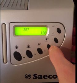Saeco Magic Comfort SUP012D - Ekspres robi słabą kawę