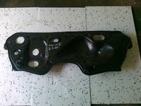 Którędy kable w Renault Laguna II?