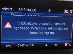 Peugeot 3008 2011 - komunikaty o uszkodzeniu przewodu hamulca ręcznego