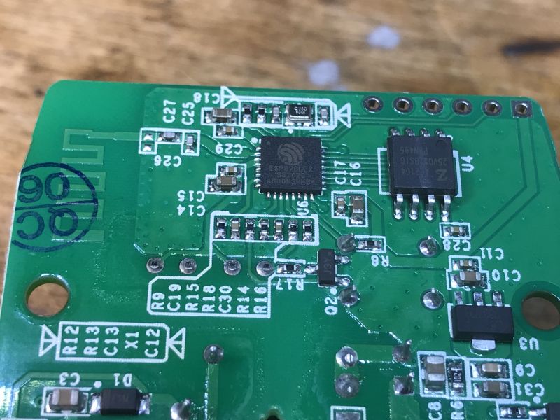 WS-04H1 Circuit Board with ESP8266 Chip Close-up of the WS-04H1 circuit board with visible electronic components and the ESP8266 chip.