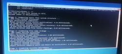 Zrzut ekranu z konsoli Windows pokazujący wyniki poleceń sprawdzania systemu plików.