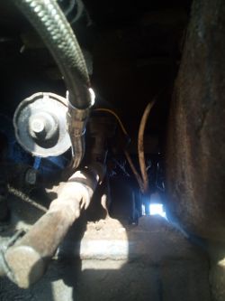 MTZ Belarus 82 - szukam schematu elektrycznego siłownika WOM