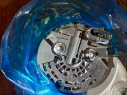 Alternator nie ładuje po wymianie - jak podłączyć D+ i B+?