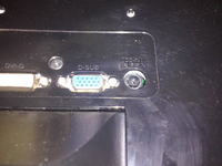 LG Flatron E2251 - Jakie gniazdo zasilacza i czy jest uszkodzone?