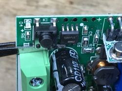 Zestaw RF pilot "włącznik" na baterie i przekaźnik do schowania w puszce (niby WiFi?)