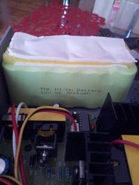 plenerowe zasilanie lampy studyjnej Quantuum R+ Dual Power 300Ws