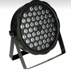 Jakie opinie na temat reflektora par 54x3 Colorstage?