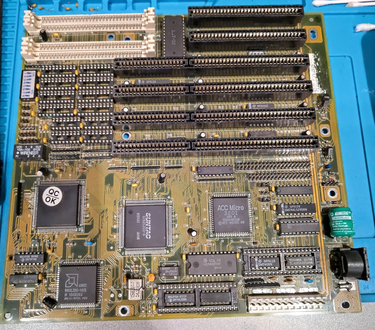 AMD 286 16/S - Identyfikacja retro płyty głównej, BIOS