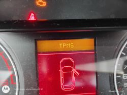 Audi A4 B8 2.0 TDI nie odpala po wypadku – rozrusznik nie reaguje, podejrzenie klem pirotechnicznych