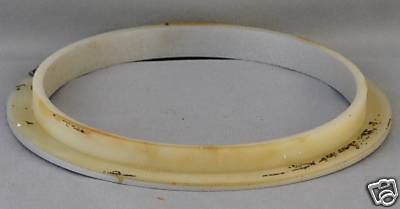 Czym przytwierdzić aluminiowy pierścień bass reflexu do