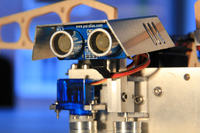 Halfbug - robot z kółkiem zamiast tylnych nóg