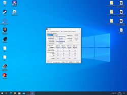 Zrzut ekranu pulpitu z otwartym oknem CPU-Z pokazującym informacje o pamięci RAM.