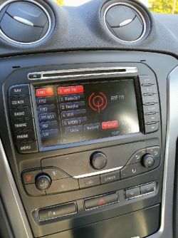 Mondeo MK4 2.0 TDCI 2014 - wysoki pobór prądu przez radio navi SD