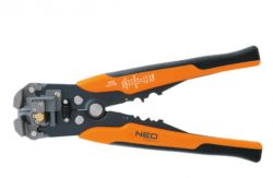 Dodawanie kamery cofania i czujników tylnych: Jak bezpiecznie łączyć z instalacją?