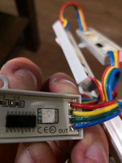 Jak podłączyć taśmę 6 pionowa RGB WW do sterownika RGBW? Jak podłączyć taśmę 6 pionowa RGB WW do sterownika RGBW?