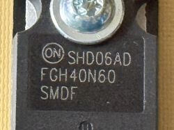 Zbliżenie tranzystora FGH40N60 z oznaczeniem ON Semiconductor