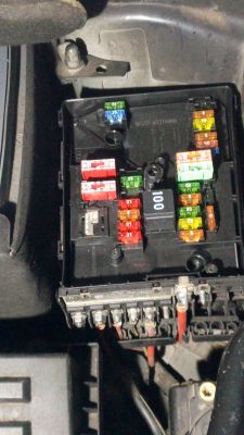 VW Caddy - VW Caddy 2,0 tdi 2011 140km uszkodzenie pompy ?