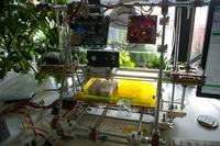 Domowa drukarka 3d, metoda natryskowa