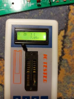 Poszukiwany zamiennik diody MA4030MTA do wzmacniacza Technics SU-VX800 - schemat D354
