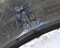 VW Golf II - Tire caught on the curb, is it suitable for further use