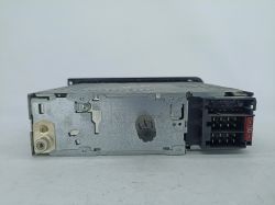 Jak podłączyć wzmacniacz do oryginalnego radia w Citroen Xsara VTS 1998?