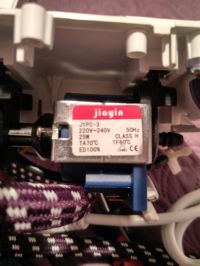 Philips GC 7636 iron - the generator does not produce steam, but hums when turne Philips GC 7636 iron - the generator does not produce steam, but hums when turne