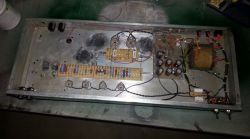 dwukanałowy lampowy wzmacniacz gitarowy 50W dwukanałowy lampowy wzmacniacz gitarowy 50W